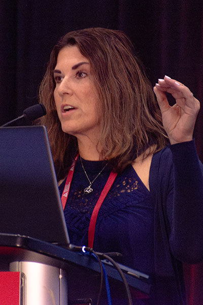 Leigh Perreault, MD